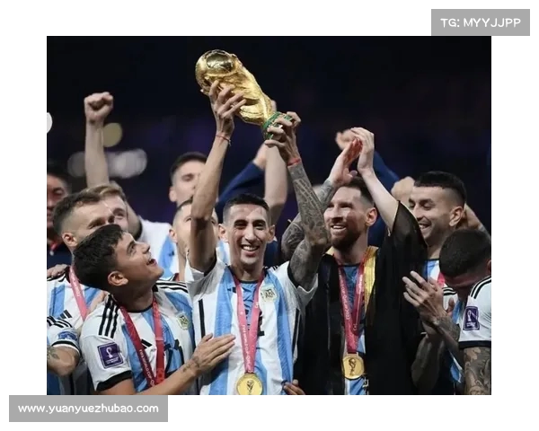 世界杯冠军时刻:辉煌瞬间与荣耀之路回顾 世界杯冠军时刻:辉煌瞬间与荣耀之路回顾