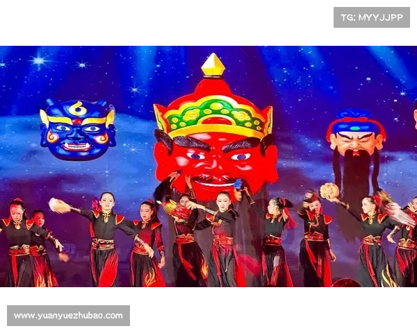 西热力江的时尚之旅翅膀下的西域传奇与非遗活化石的精彩交融