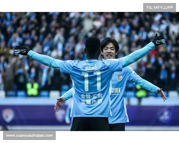 大连英博主场豪取胜利 以2比0战胜长春亚泰稳固积分榜排名